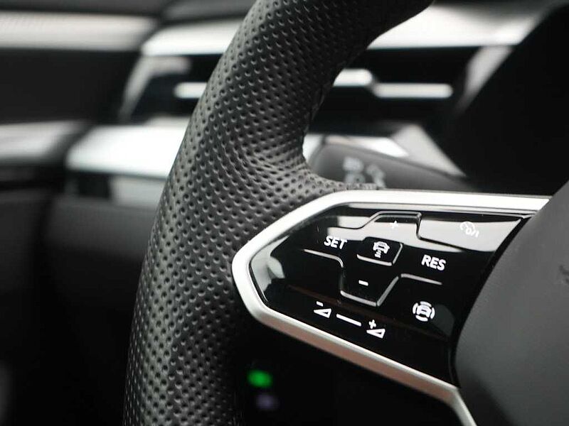 Volkswagen Arteon SB R-Line KEYLESS CARPLAY PANO SHZ LED