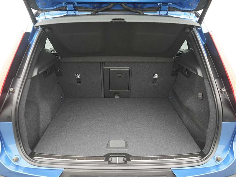 Volvo XC40 T4 R-Design LED AHK KAM SHZ PDC