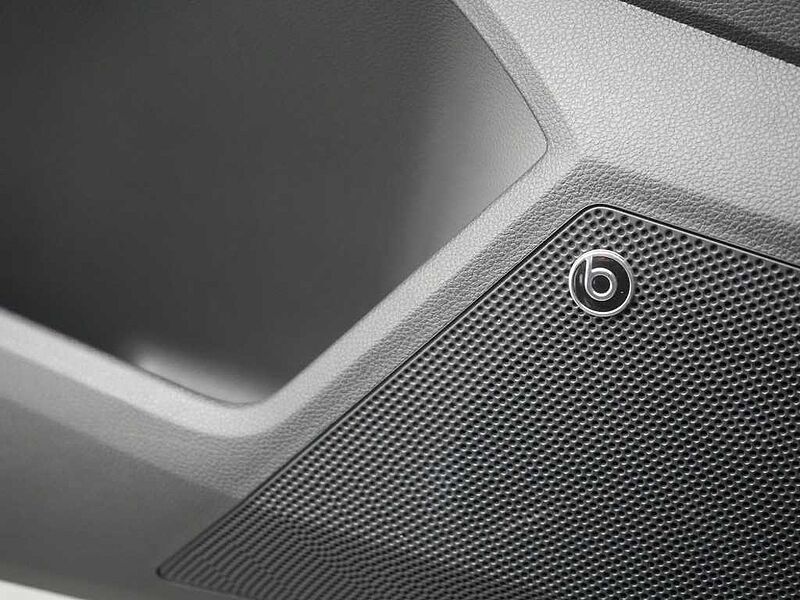 SEAT Ibiza FR BEATS APP CONNECT PDC SHZ KAM VIRT NAVI