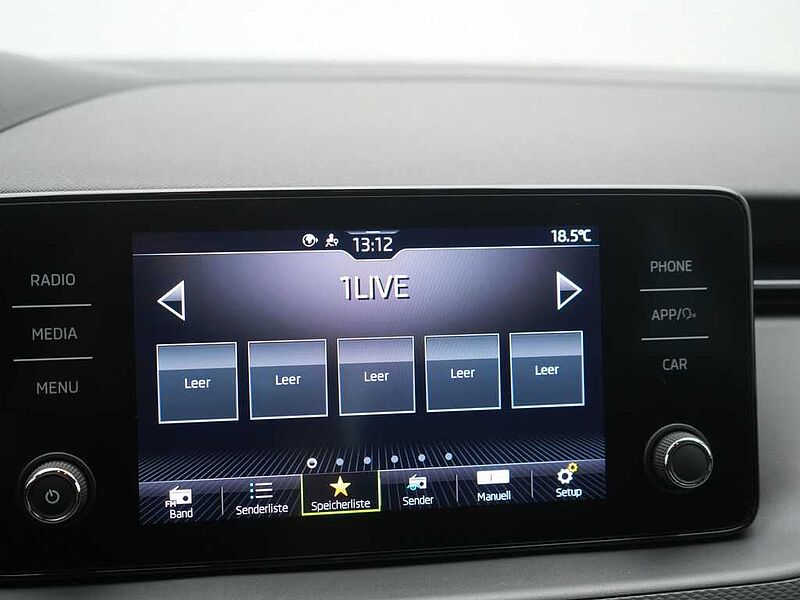 SKODA SCALA Tour DSG VIRT APP ACC LED SHZ PDC