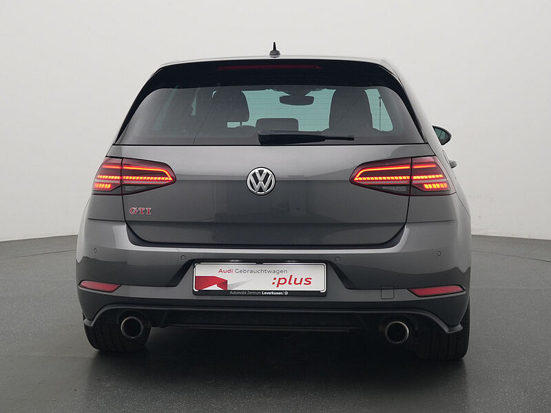 Volkswagen Golf VII GTI Performance LED DSG KAM SHZ ACC PDC