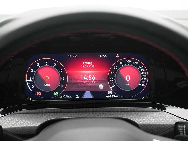 Volkswagen Golf VIII GTI Clubsport MATRIX SHZ AHK KAM PDC
