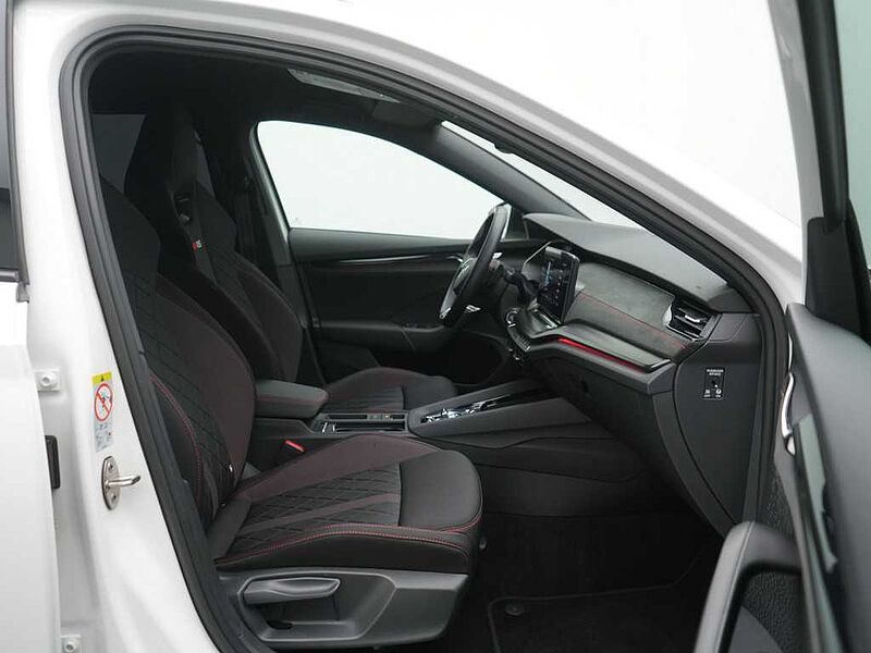 SKODA OCTAVIA Combi RS iV DSG AHK VIRT APP CONNECT SHZ