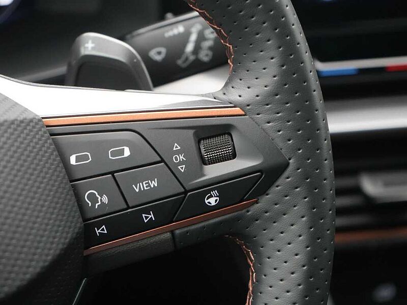 CUPRA Formentor VIRT APP LED AHK PDC SHZ ACC