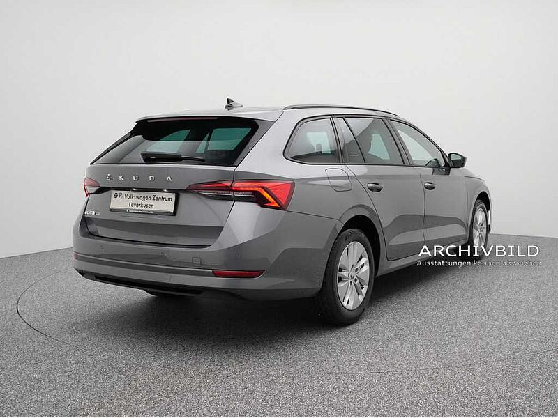 SKODA OCTAVIA Combi Selection DSG NAVI VIRT CARPLAY