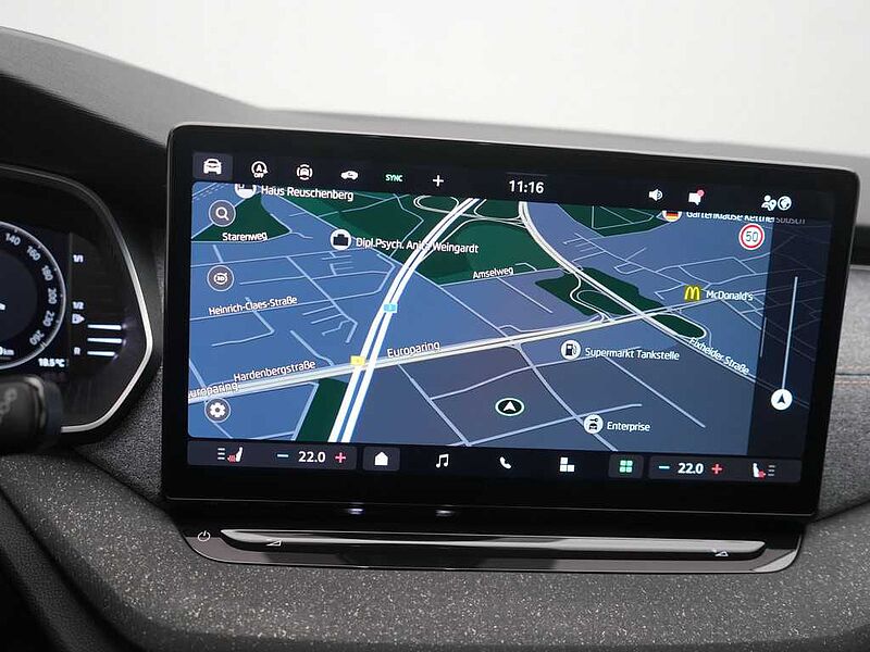 SKODA OCTAVIA Combi Selection DSG NAVI VIRT SHZ LED