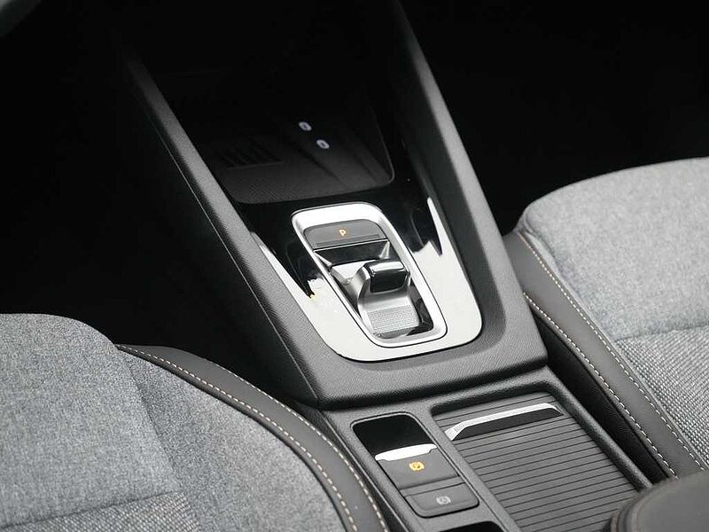 SKODA OCTAVIA Combi Selection DSG KAM 360° CARPLAY ACC