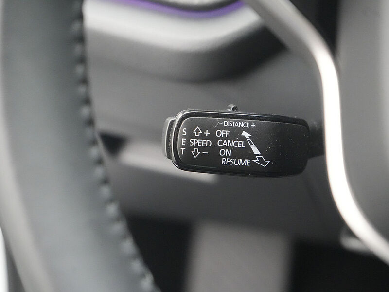 SKODA OCTAVIA Combi Selection DSG KAM 360° CARPLAY ACC