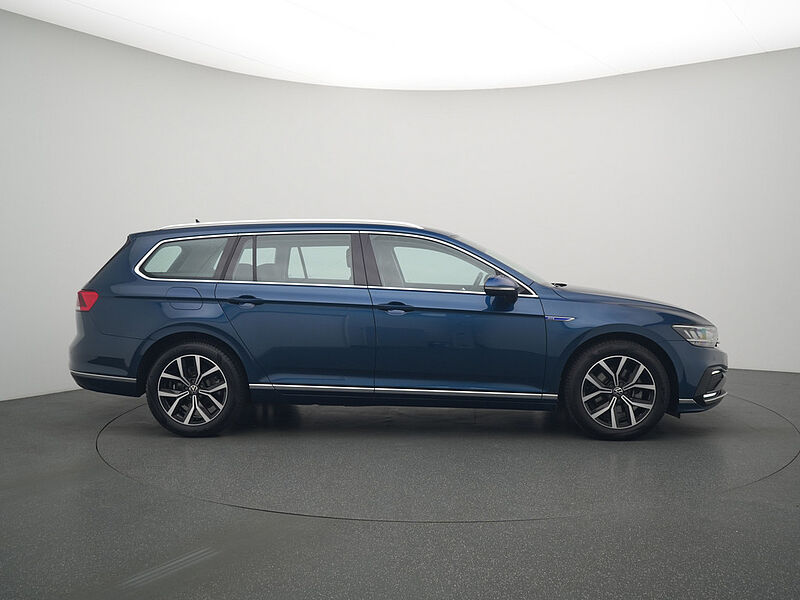 Volkswagen Passat Variant GTE DSG SHZ LED CARPLAY VIRT NAVI