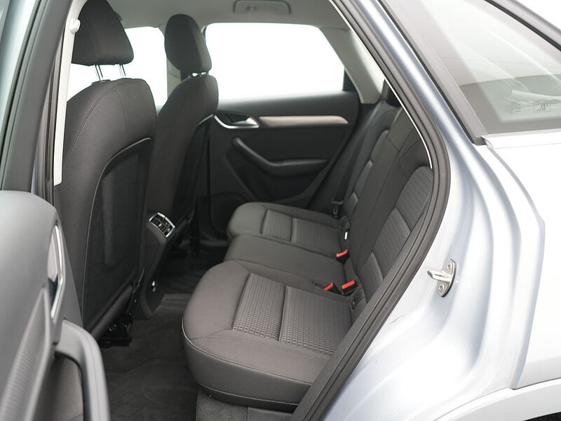 Audi Q3 quattro STRON AHK NAVI KAM SHZ PDC