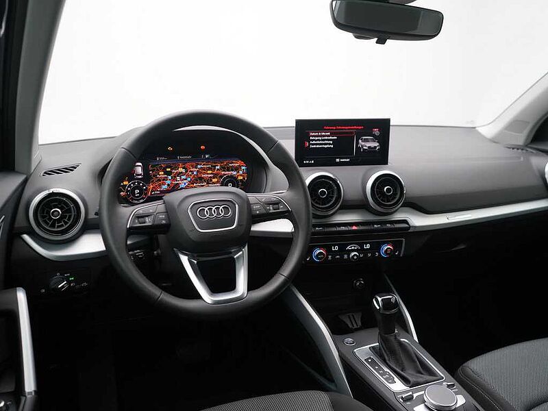 Audi Q2 S line S TRON PANO ACC AHK NAVI LEDER CARPLAY