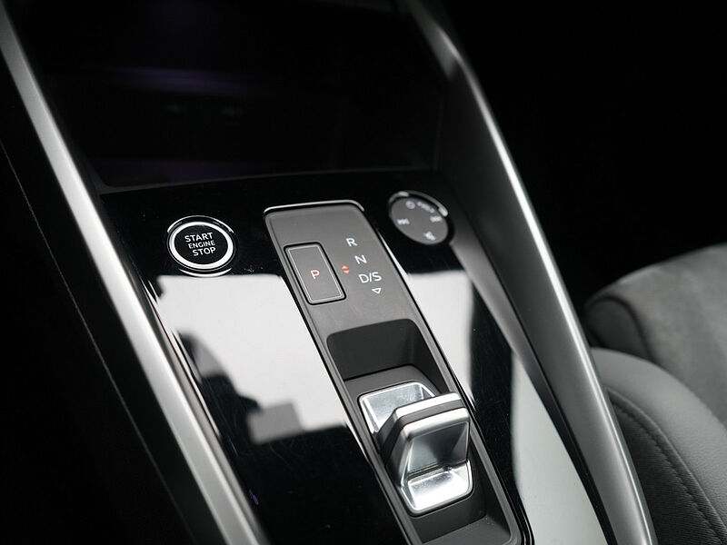 Audi A3 Limo S line S TRON AHK NAVI VIRT B&O LED