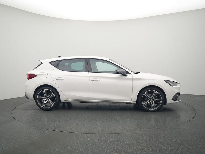 SEAT Leon FR Plus DSG VIRT AHK CARPLAY LED SHZ PDC