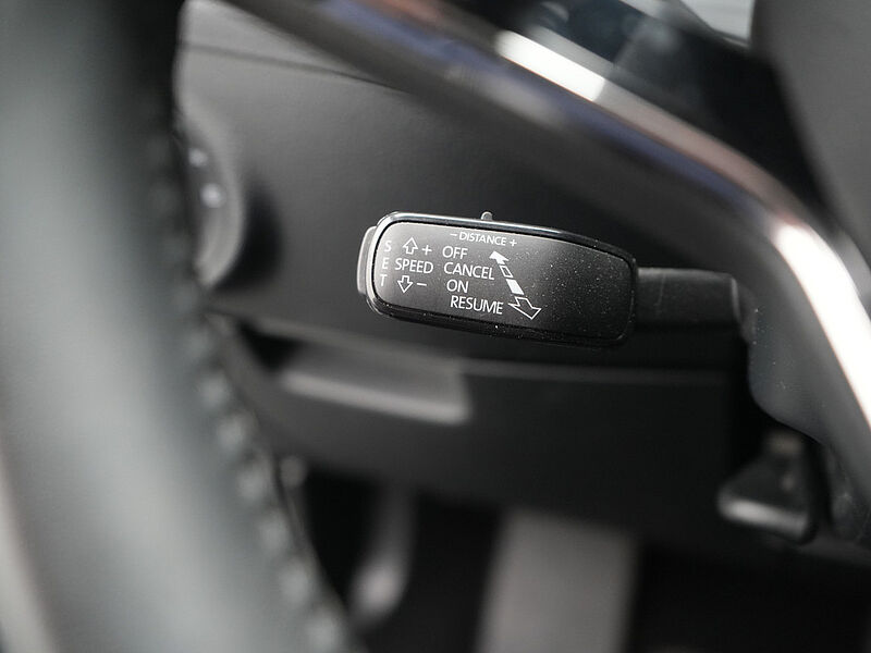 SKODA SUPERB Combi Ambition DSG VIRT ACC KAM SHZ LED