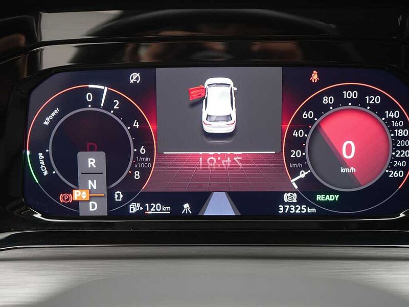 Volkswagen Golf VIII 1.4 eHybrid Style DSG MEMORY NAVI VIRT
