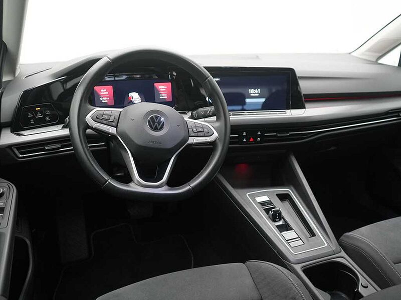 Volkswagen Golf VIII 1.4 eHybrid Style DSG MEMORY NAVI VIRT