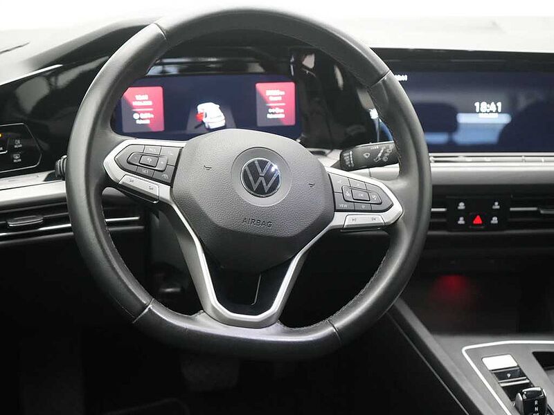 Volkswagen Golf VIII 1.4 eHybrid Style DSG MEMORY NAVI VIRT
