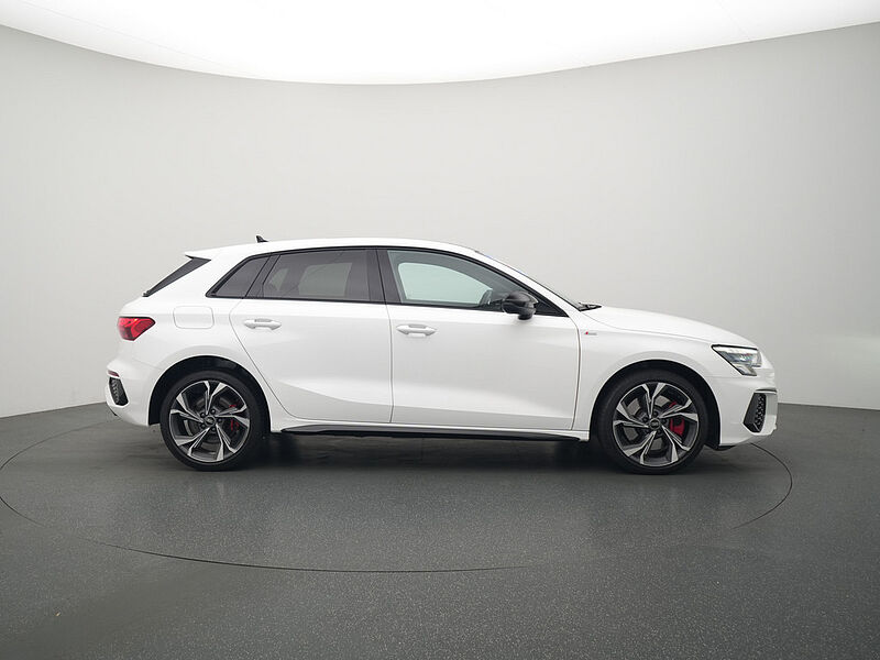 Audi A3 Sportback e S line STRON AHK PANO NAVI LEDER