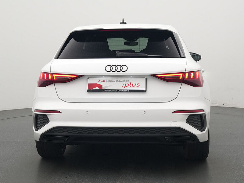 Audi A3 Sportback e S line STRON AHK PANO NAVI LEDER