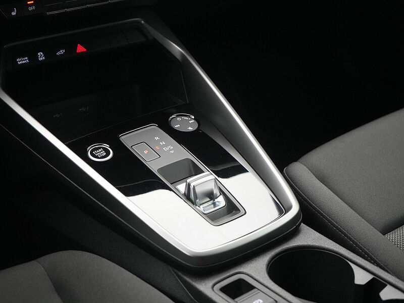 Audi A3 Sportback e STRON CARPLAY VIRT LED SHZ PDC