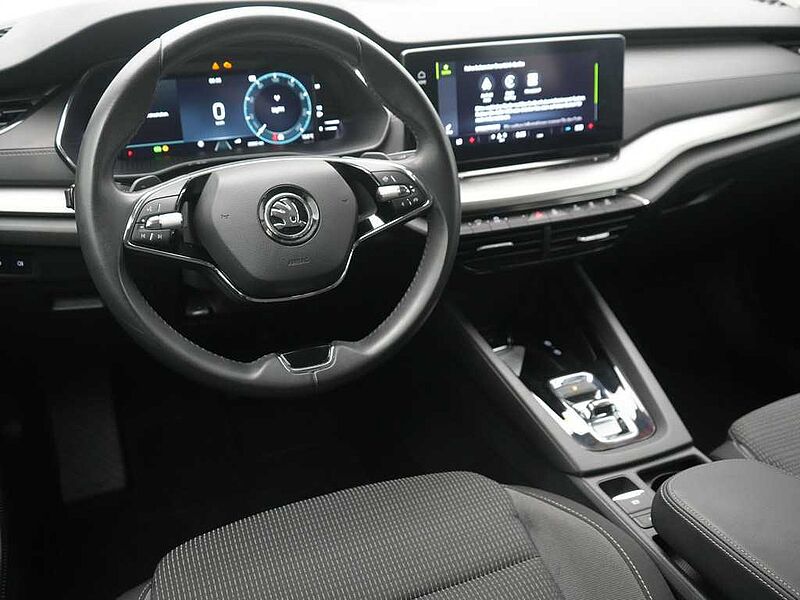 SKODA OCTAVIA Combi iV Ambition LED VIRT DSG PDC