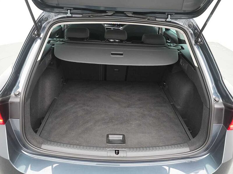 SEAT Leon ST Style DSG VIRT NAVI PDC ACC LED SHZ