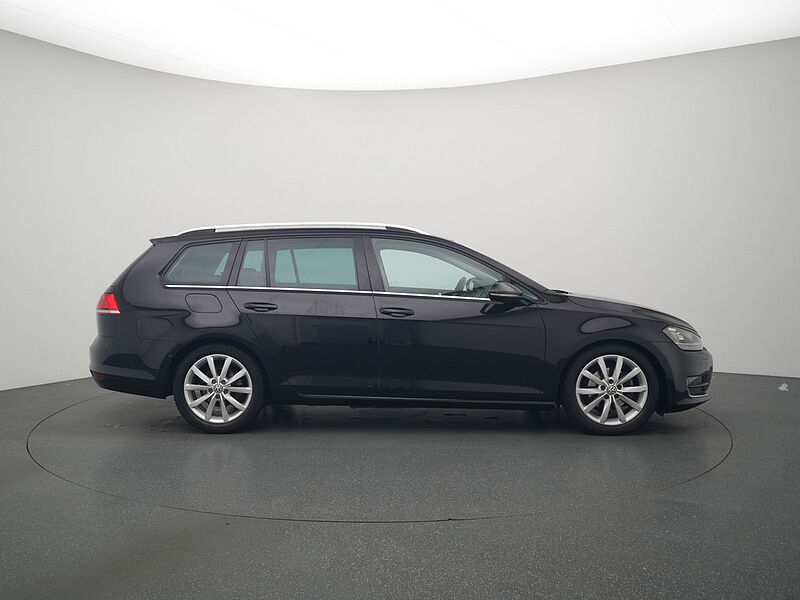 Volkswagen Golf VII Variant 1.4 Highline PANO DSG KAM SHZ