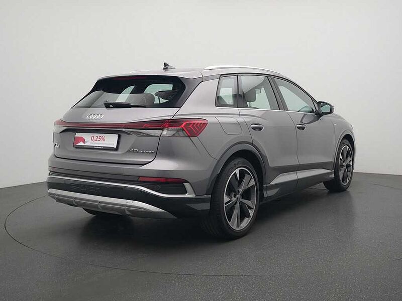 Audi Q4 e-tron 40 S line LED KAM SHZ NAVI ACC