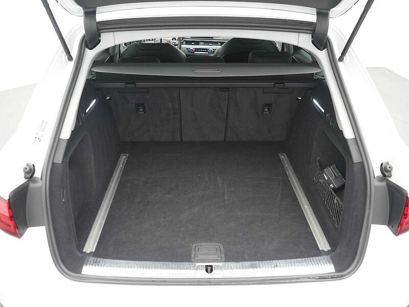 Audi A4 Allroad LED AHK PANO SHZ NAVI