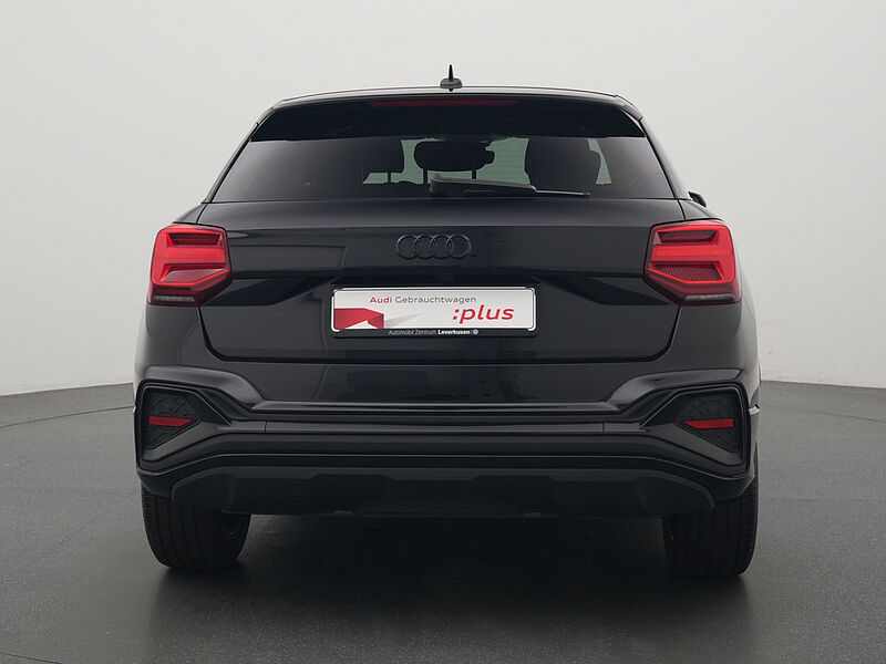 Audi Q2 35 S line PANO LED SHZ KAM PDC NAVI