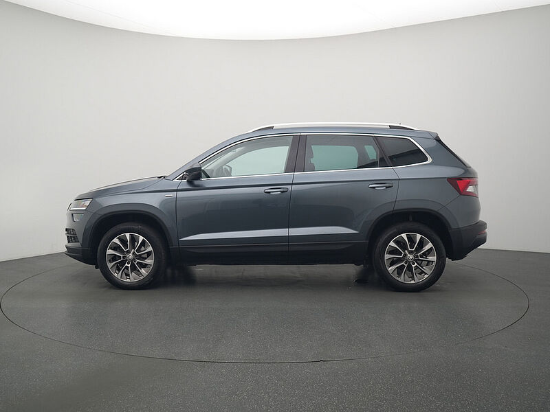 SKODA KAROQ Clever DSG AHK NAVI LEDER VIRT KAM CARPLAY