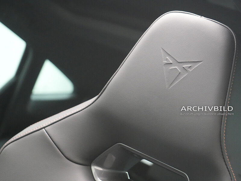 CUPRA Formentor VZ 4Drive VIRT DSG PANO LED AHK KAM