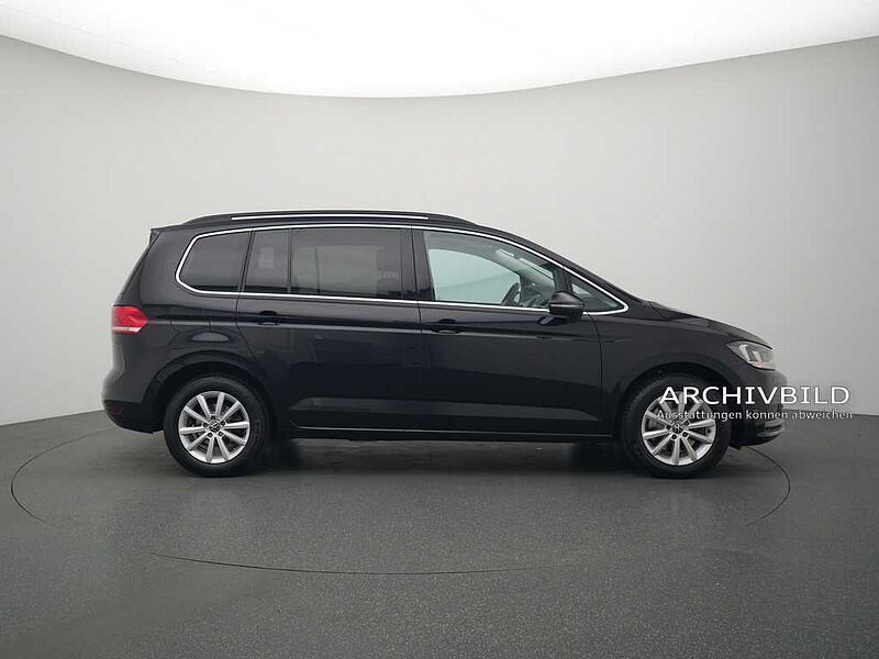 Volkswagen Touran Comfortline 7-SITZER VIRT SHZ NAVI PDC