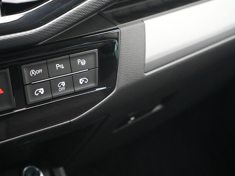 Volkswagen T6.1 Multivan Highline DSG STANDHZ MEMORY AHK