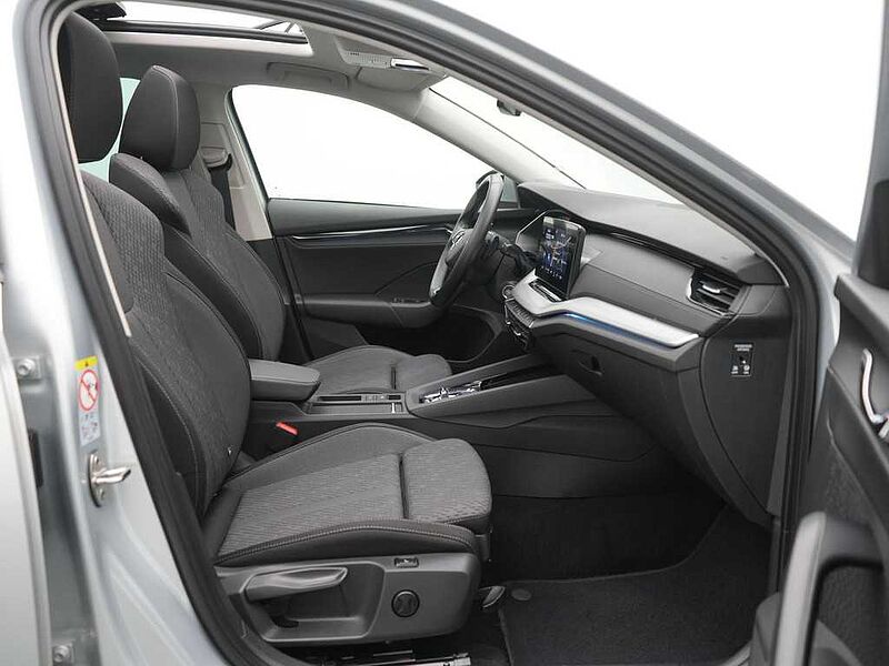 SKODA OCTAVIA Combi Clever DSG PANO AHK NAVI VIRT KAM