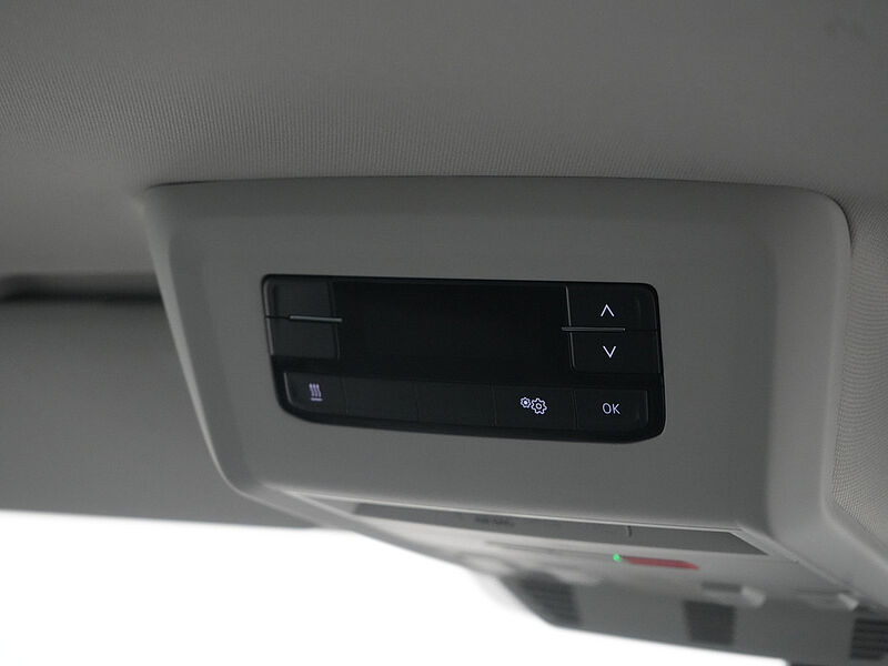 Volkswagen T6.1 Multivan Highline ACC AHK NAVI 7-SITZER SHZ