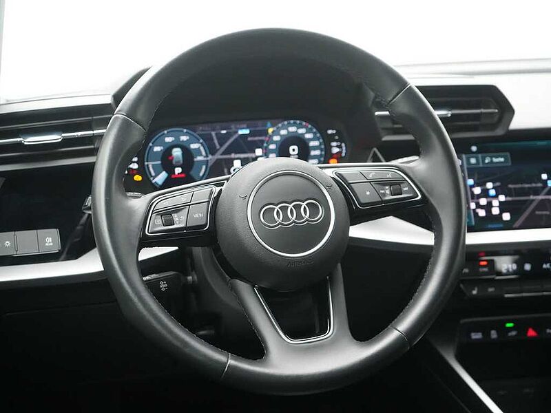 Audi A3 NAVI VIRT LED PDC SHZ