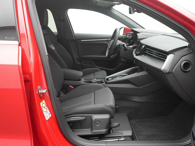 Audi A3 Sportback advanced AHK NAVI SHZ HUD LED