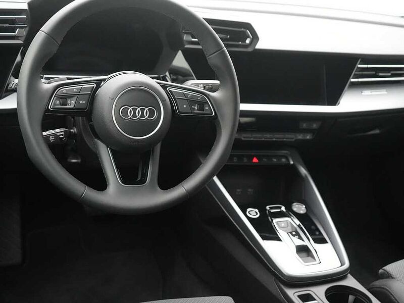 Audi A3 VIRT SONOS HUD LED AHK NAVI