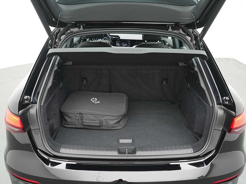 Audi A3 Sportback 40 e S TRON VIRT NAVI SHZ PDC