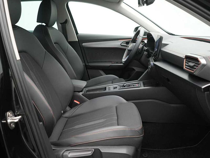 CUPRA Formentor DSG AHK NAVI VIRT LEDER ACC KAM SHZ