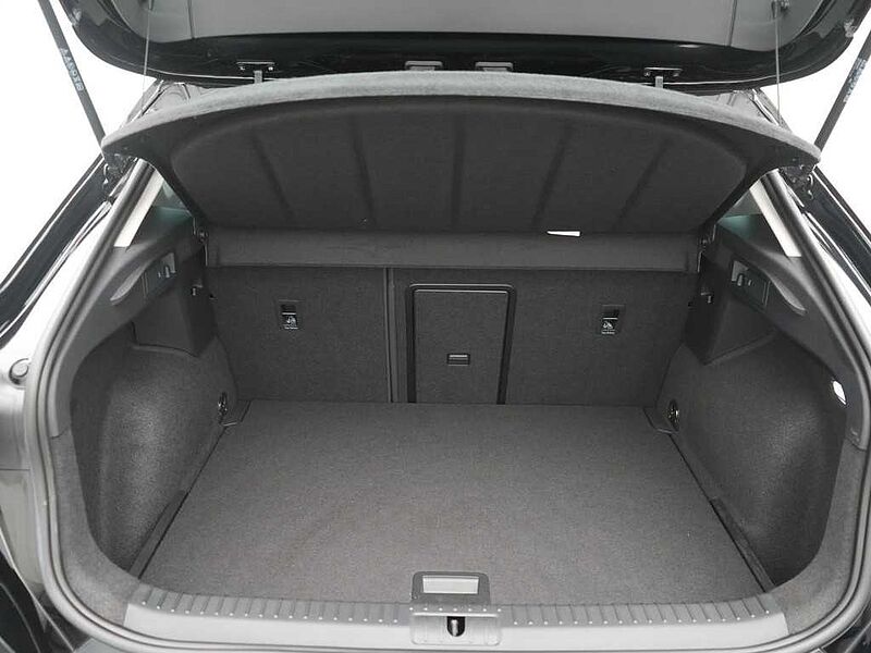 CUPRA Formentor DSG AHK NAVI VIRT LEDER ACC KAM SHZ