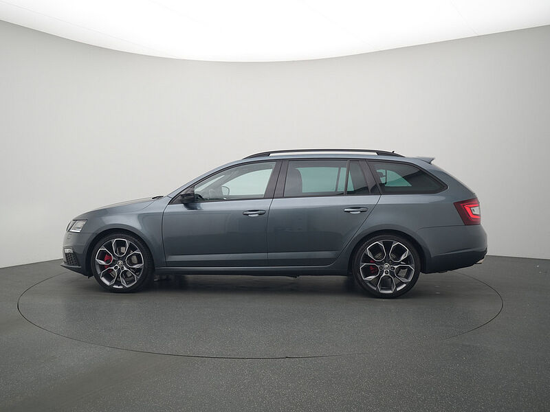 SKODA OCTAVIA Combi RS LED ACC DSG SHZ PDC