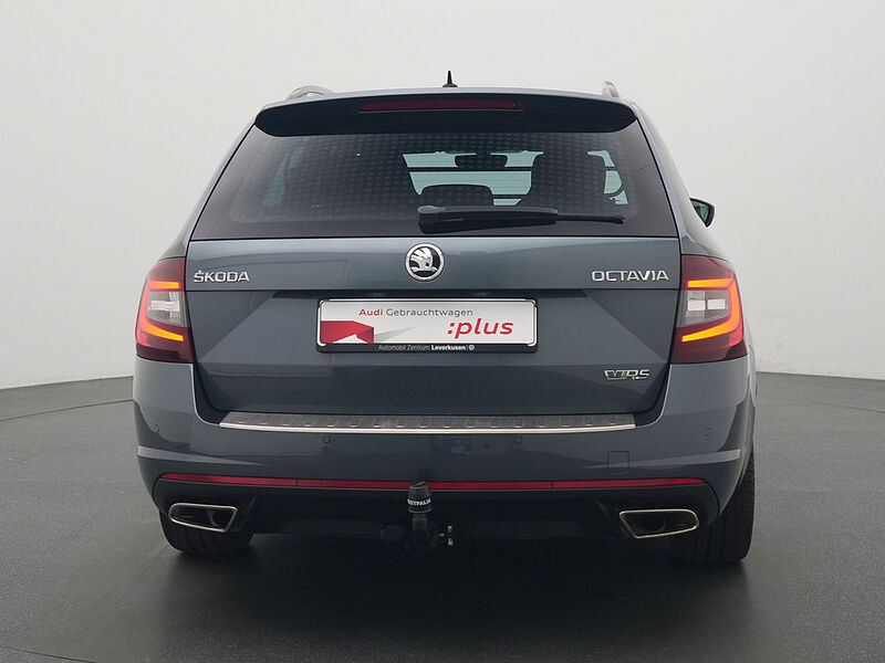 SKODA OCTAVIA Combi RS LED ACC DSG SHZ PDC