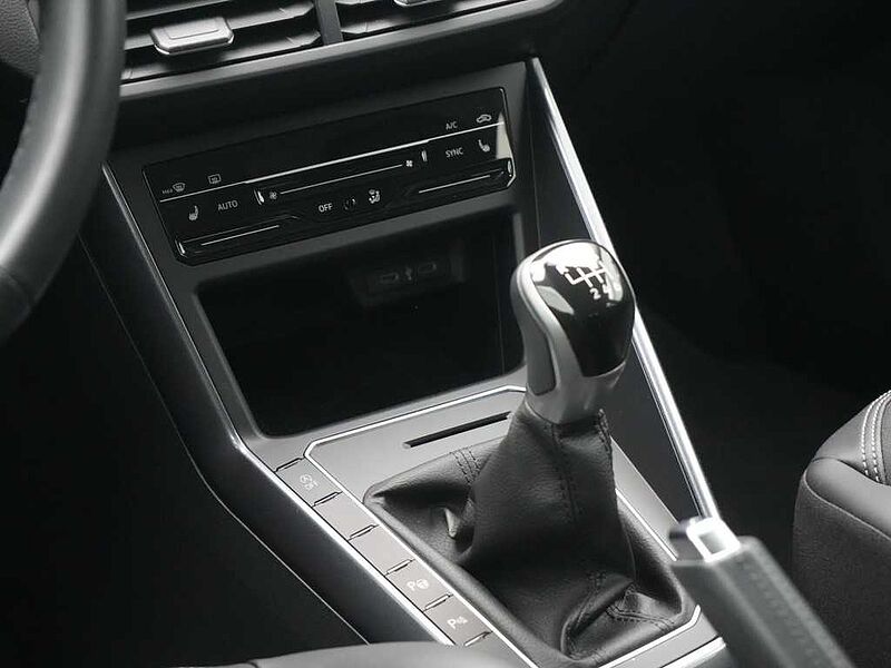 Volkswagen Taigo Style MATRIX NAVI VIRT CARPLAY SHZ PDC