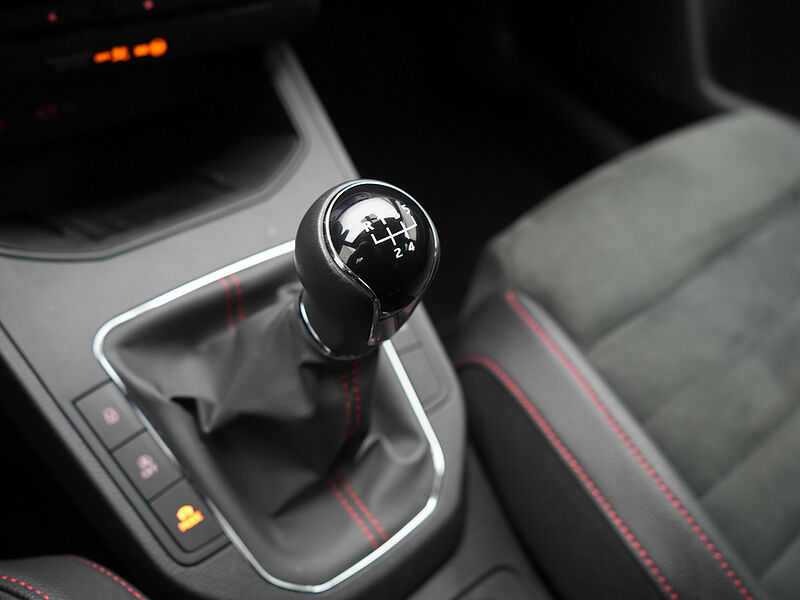 SEAT Ibiza FR Beats NAVI KAM SHZ LED PDC