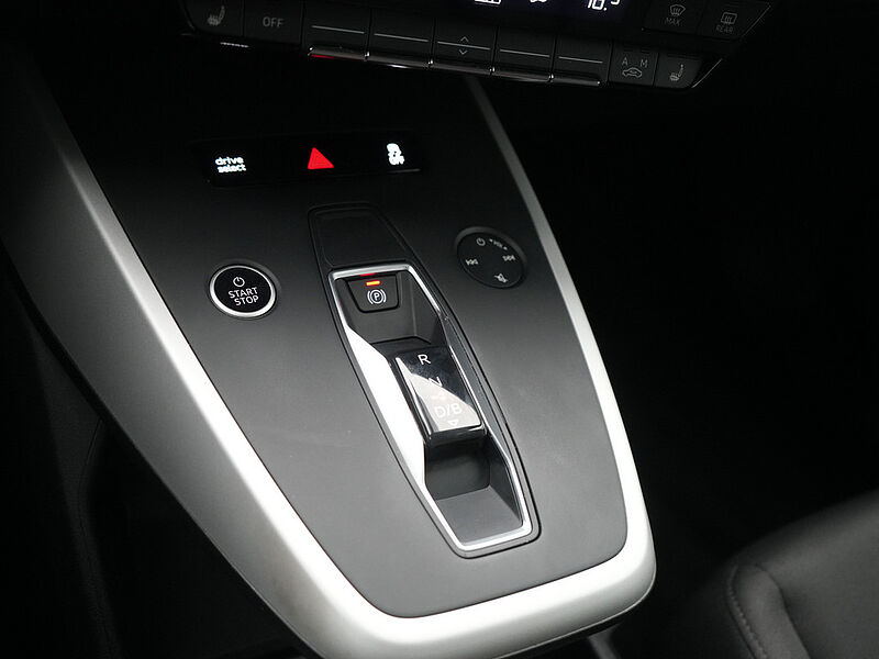 Audi Q4 LED SHZ VIRT ACC PDC KLIM