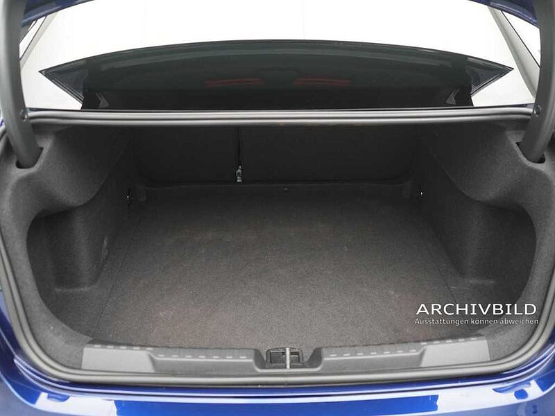 Audi A3 LED HUD B&O KAM SHZ PDC