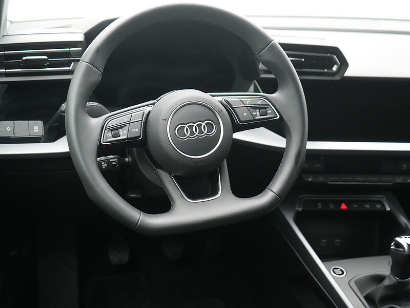 Audi A3 Sportback 35 TFSI advanced LED B&O HUD AHK