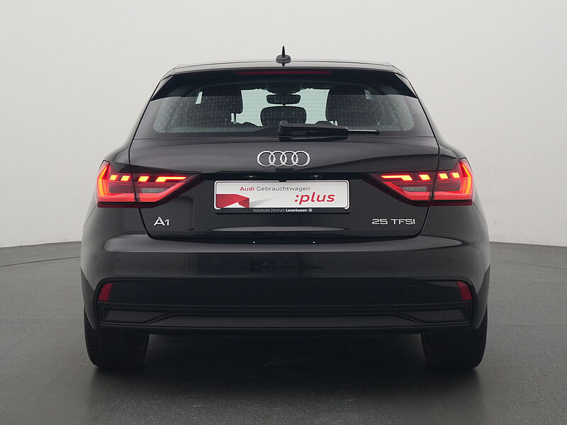 Audi A1 Sportback VIRT NAVI LED PDC